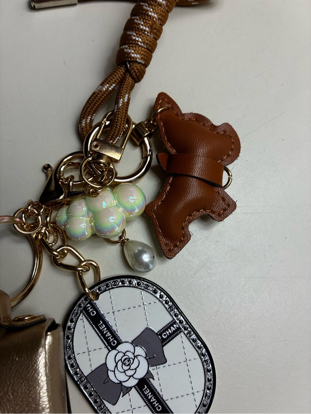 Gold Mini GG Logo Bag Keychain with Brown Dog Charm & Pearl Accents - Picture 5 of 5